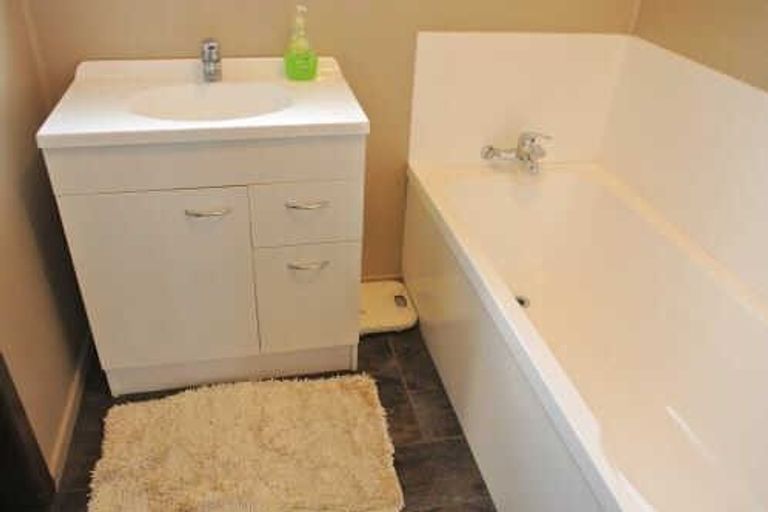 Photo of property in 3 Belair Avenue, Blagdon, New Plymouth, 4310