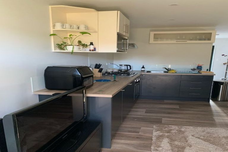 Photo of property in 28 Langana Avenue, Browns Bay, Auckland, 0630