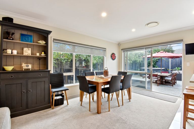 Photo of property in 2/11 Collie Street, Hillpark, Auckland, 2102
