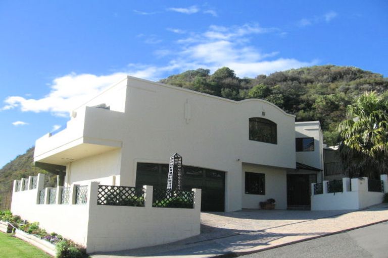 Photo of property in 10 Hornsey Road, Bluff Hill, Napier, 4110