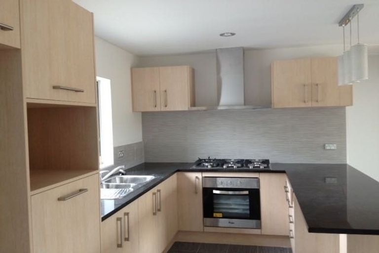 Photo of property in 67 Kelman Road, Kelston, Auckland, 0602