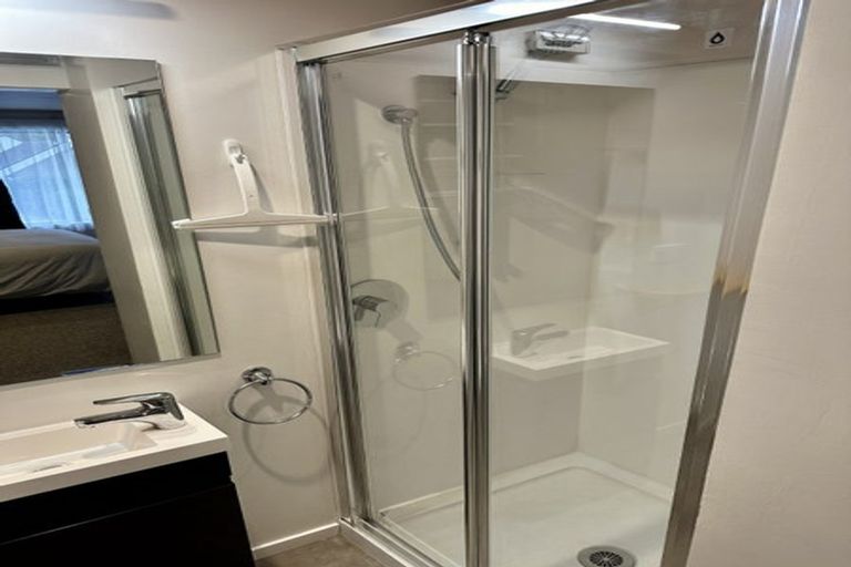 Photo of property in 4 Heathvale Place, Heathcote Valley, Christchurch, 8022