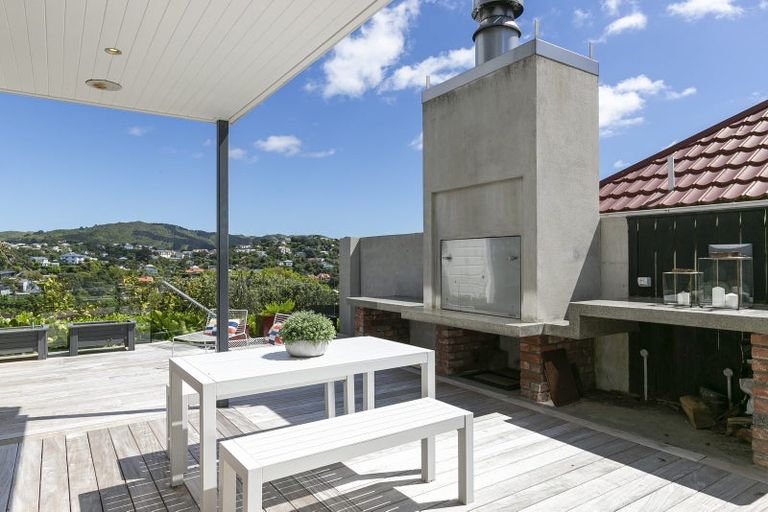 Photo of property in 22 Central Terrace, Kelburn, Wellington, 6012