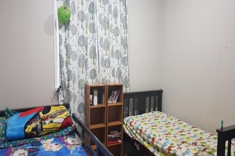 Photo of property in 15 Landscape Road, Papatoetoe, Auckland, 2025