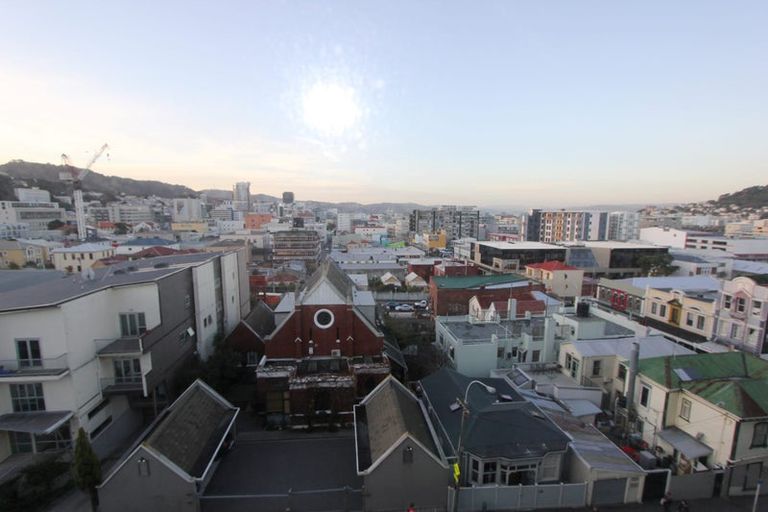 Photo of property in Qba Apartments, 4t/51 Webb Street, Mount Cook, Wellington, 6011