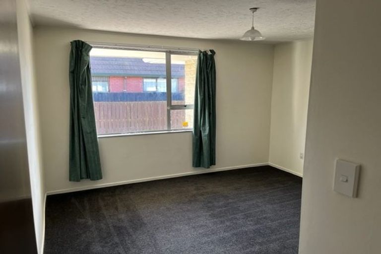 Photo of property in 1/61 Ambleside Drive, Burnside, Christchurch, 8053