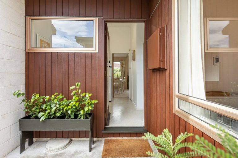 Photo of property in 51 Freyberg Avenue, Tamatea, Napier, 4112