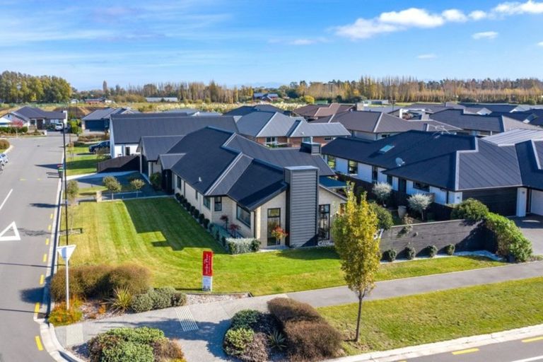 Photo of property in 37 Te Korari Street, Marshland, Christchurch, 8083