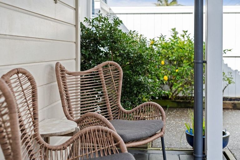 Photo of property in 1/21 Marie Avenue, Red Beach, 0932