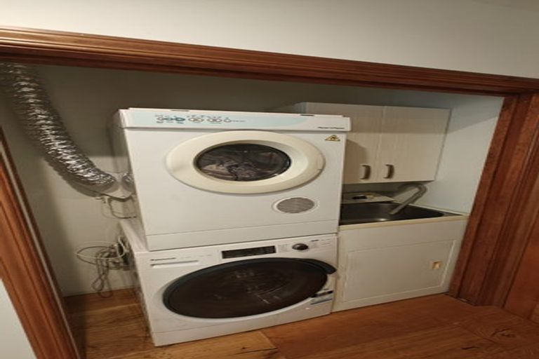 Photo of property in 45 Exeter Street, Lyttelton, 8082