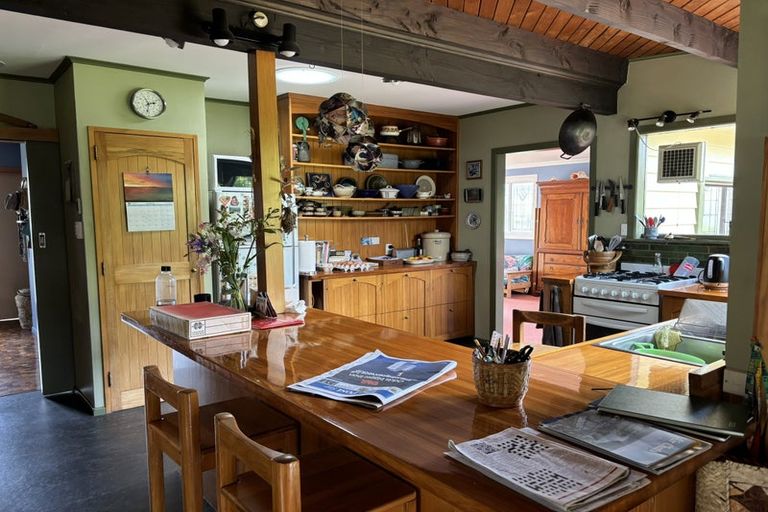 Photo of property in 13 Dale Road, Raumati South, Paraparaumu, 5032