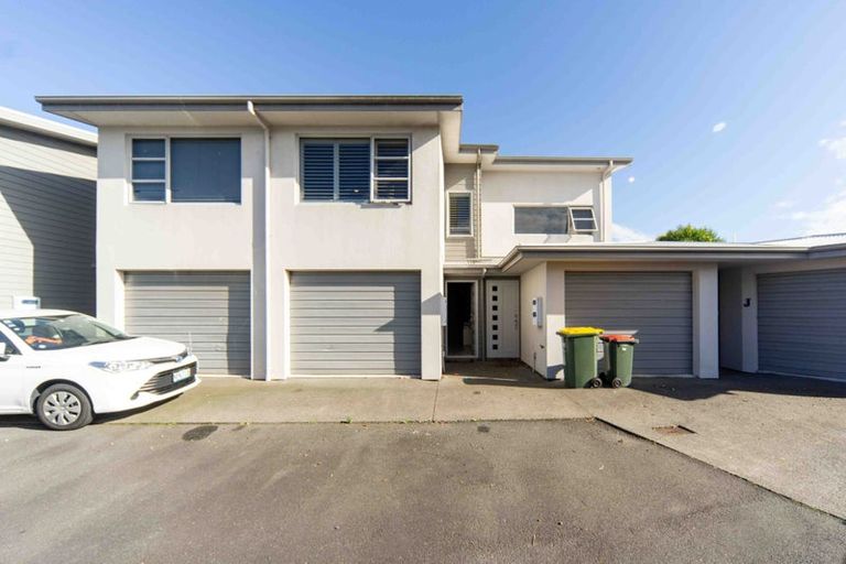 Photo of property in 9h Denver Place, Hamilton East, Hamilton, 3216