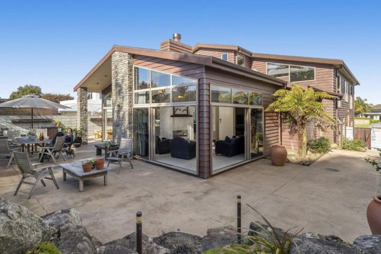 Photo of property in 23 Contour Avenue, Pyes Pa, Tauranga, 3112