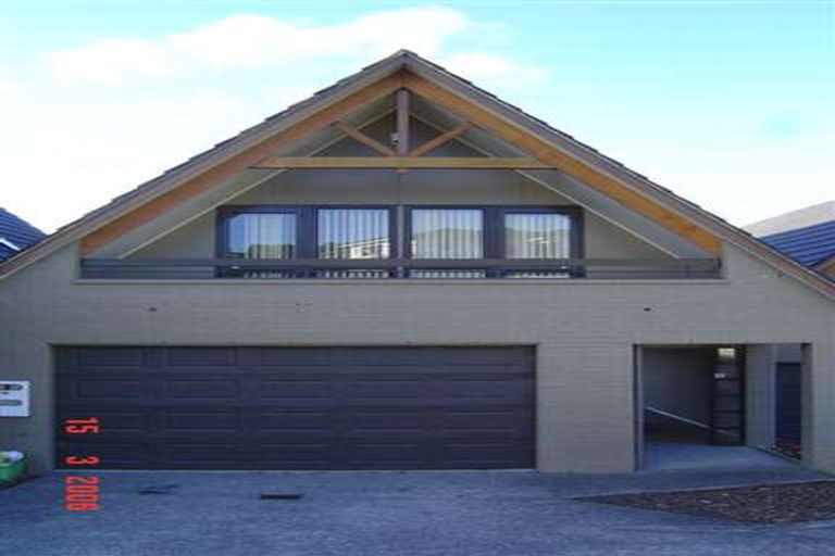 Photo of property in 54 Earnslaw Crescent, Clover Park, Auckland, 2019