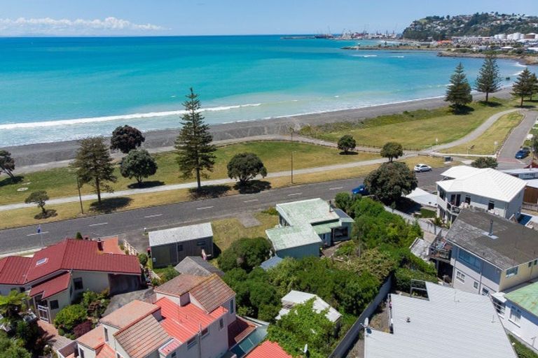 Photo of property in 1 Ferguson Avenue, Westshore, Napier, 4110