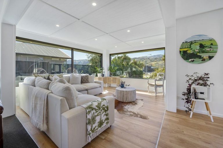 Photo of property in 21 De Bettencor Place, Mount Pisa, Cromwell, 9383