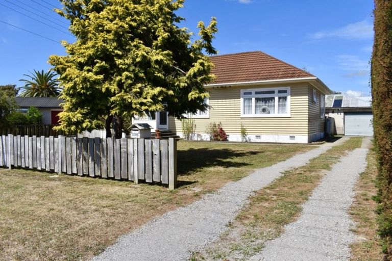 Photo of property in 30 Lemon Street, Otaki, 5512