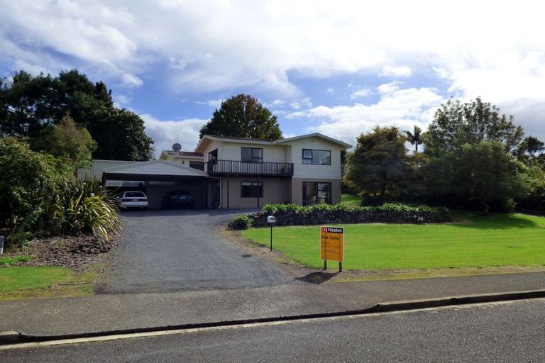 Photo of property in 16 Hawkings Crescent, Kerikeri, 0230