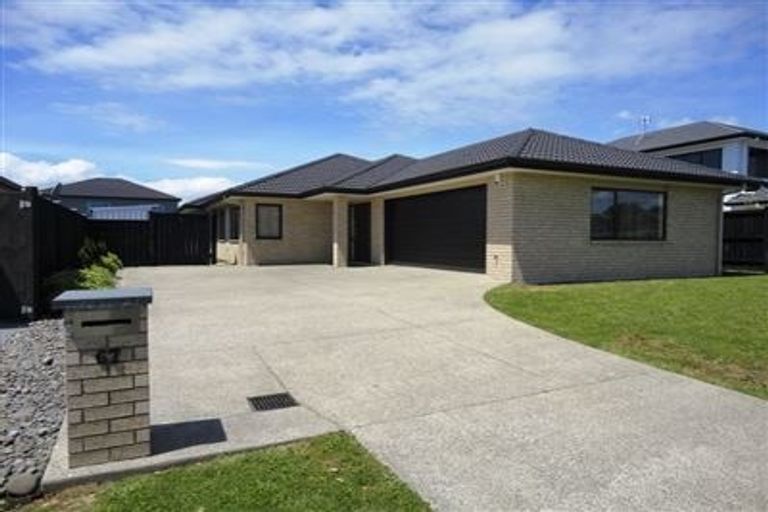 Photo of property in 67 Castellina Drive, Karaka, Papakura, 2113