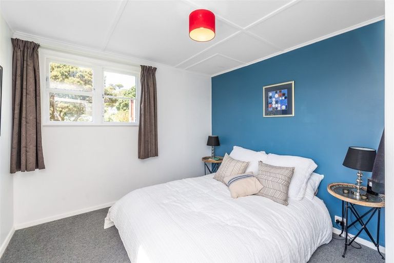 Photo of property in 26 Leveson Street, Strathmore Park, Wellington, 6022