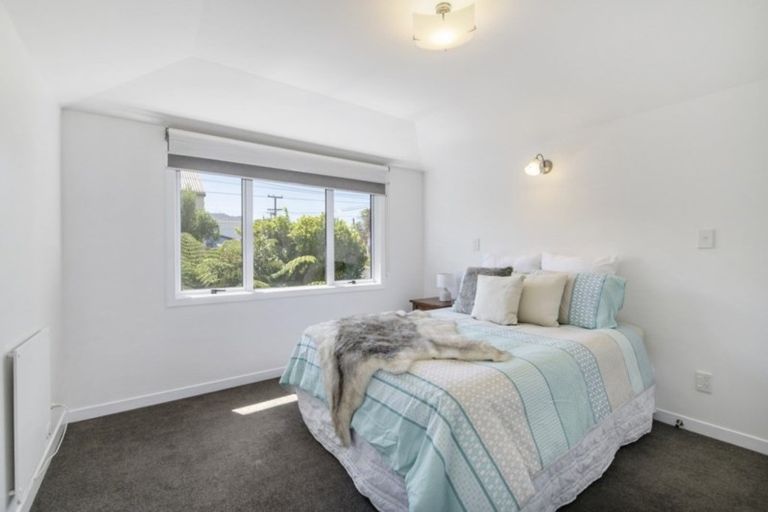 Photo of property in 1/19 Ranui Terrace, Tawa, Wellington, 5028
