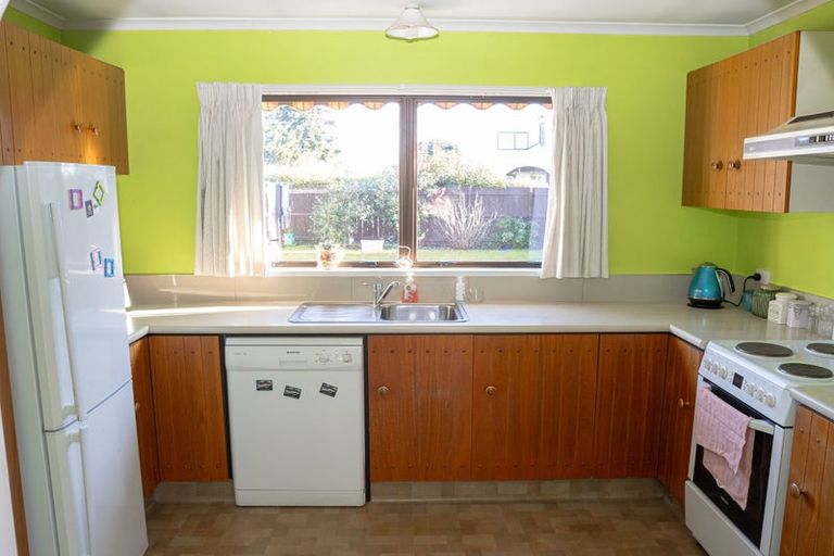 Photo of property in 32 Park Avenue, Oxford, 7430