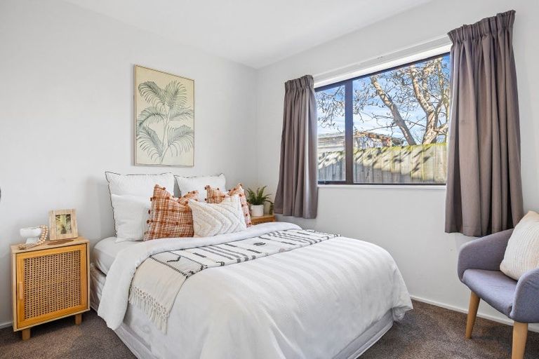 Photo of property in 9b Lindis Lane, New Brighton, Christchurch, 8083