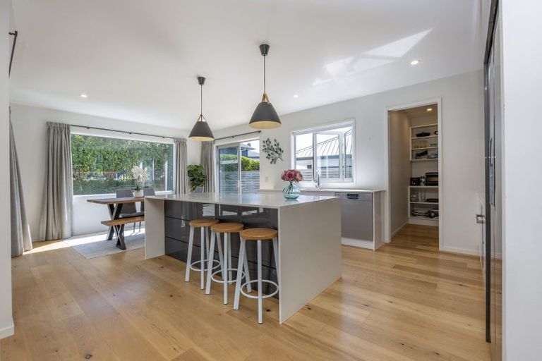 Photo of property in 13 Podgora Avenue, Kumeu, 0810