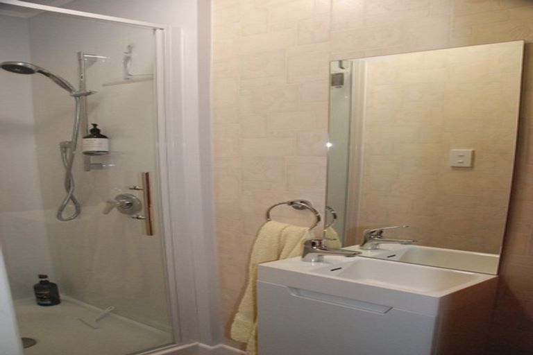 Photo of property in 196 Seaview Road, Westown, New Plymouth, 4310