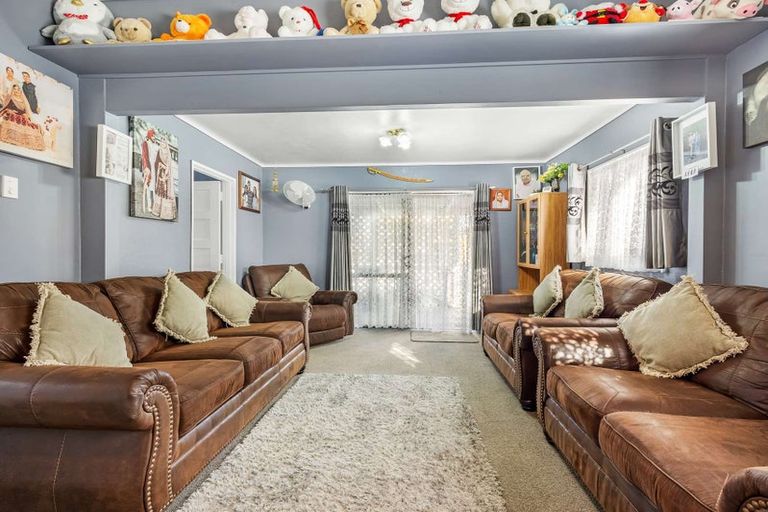 Photo of property in 710 Heretaunga Street East, Parkvale, Hastings, 4122