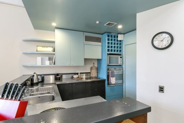 Photo of property in Dominion Apartments, 11/80 Victoria Street, Wellington Central, Wellington, 6011