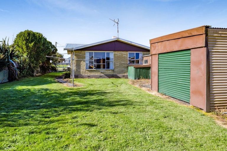 Photo of property in 25 Wilson Street, Waverley, 4510