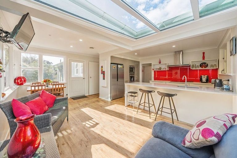 Photo of property in 67 Chamberlain Road, Karori, Wellington, 6012