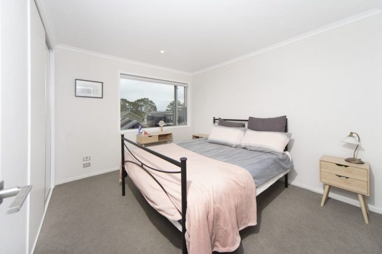 Photo of property in 6 Weta Road, Hobsonville, Auckland, 0616