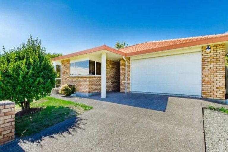 Photo of property in 34 Regent Drive, Paraparaumu Beach, Paraparaumu, 5032