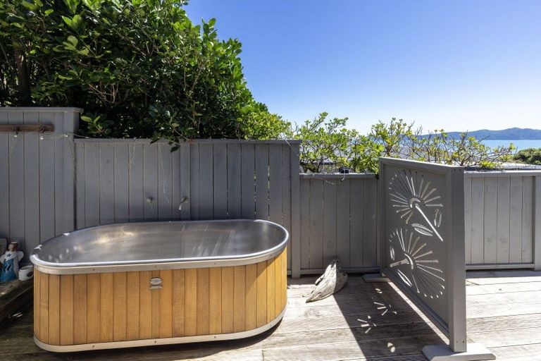 Photo of property in 11a Rosetta Road, Raumati South, Paraparaumu, 5032