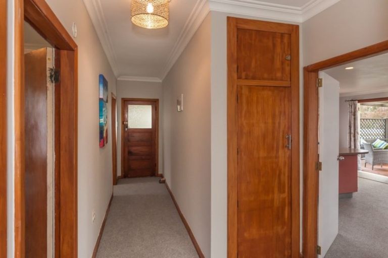 Photo of property in 44 Mckenzie Street, Levin, 5510