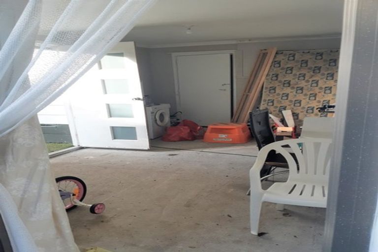 Photo of property in 3/54 View Road, Henderson, Auckland, 0612