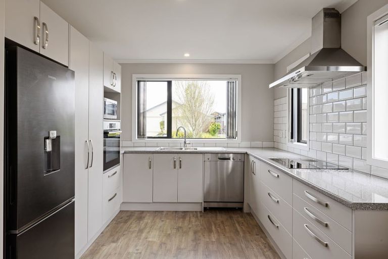 Photo of property in 12 Hapu Avenue, Baverstock, Hamilton, 3200