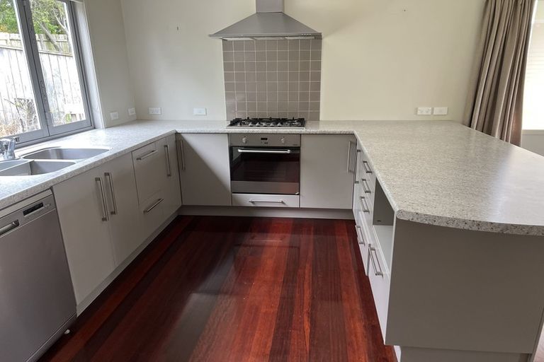 Photo of property in 7 Zion Road, Birkenhead, Auckland, 0626