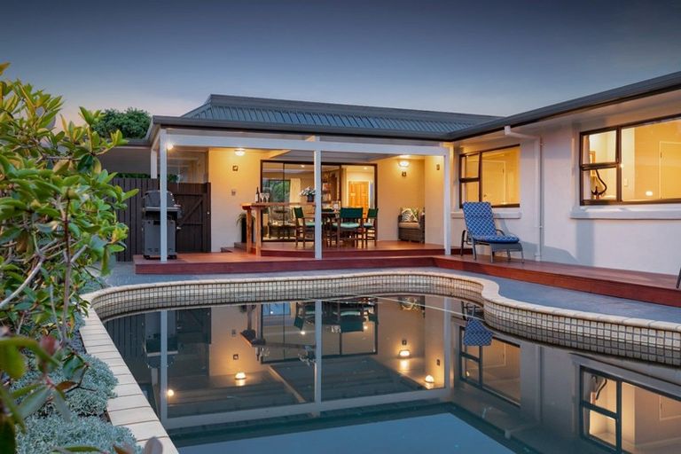 Photo of property in 13 Hinewa Road, Otumoetai, Tauranga, 3110