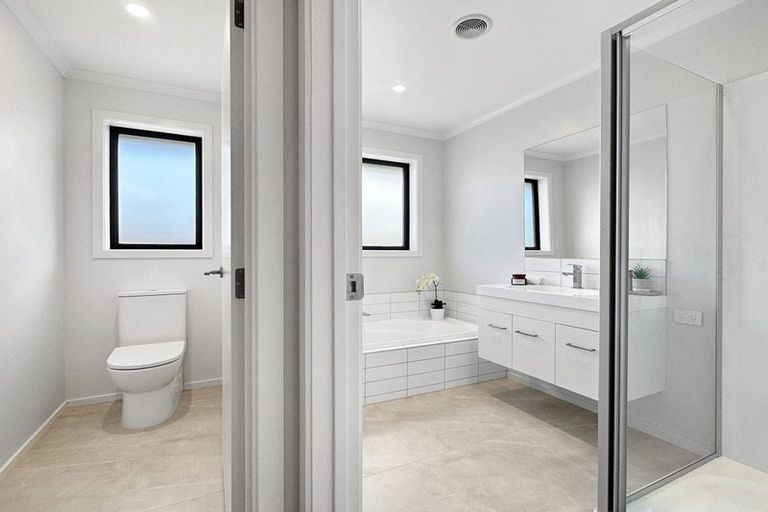 Photo of property in 38 Taurangawaka Road, One Tree Point, 0118