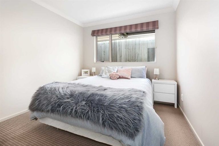 Photo of property in 76 Staithes Drive North, Whitby, Porirua, 5024