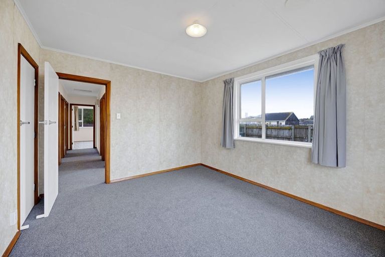 Photo of property in 18 Acourt Street, Hawera, 4610