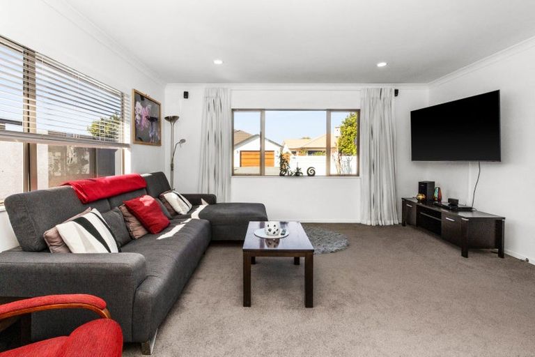 Photo of property in 9 Pania Place, Poraiti, Napier, 4112