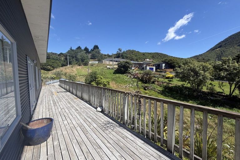 Photo of property in 50 Scotland Street, Picton, 7220