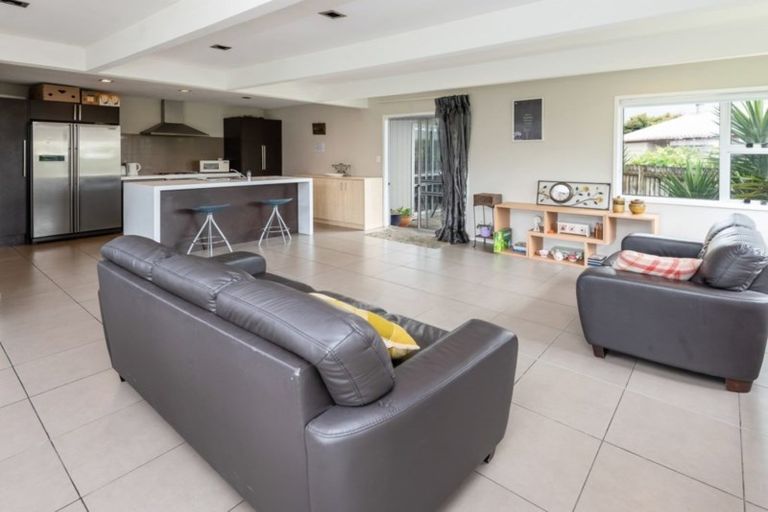 Photo of property in 7 Clarice Place, Takanini, 2112