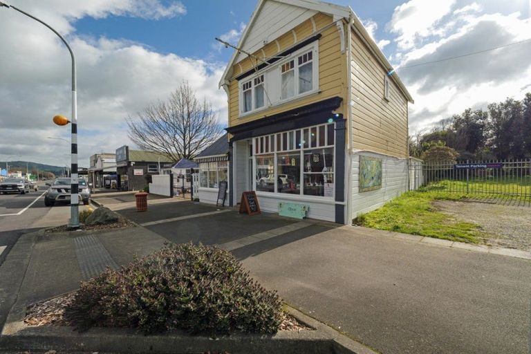 Photo of property in 75 Vogel Street, Woodville, 4920