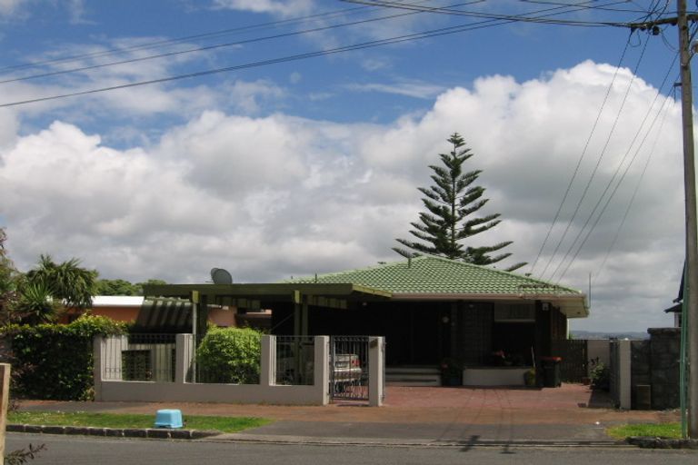 Photo of property in 57 St Michaels Avenue, Point Chevalier, Auckland, 1022