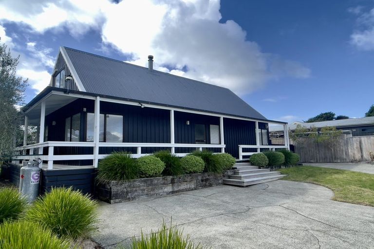 Photo of property in 102 Karaka Place, Matarangi, Whitianga, 3592